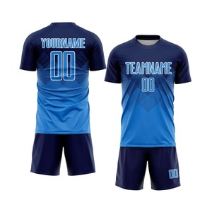 Tenue de football personnalisée par sublimation - Maillot à manches courtes respirant imprimé pour l'été, avec support d'étiquette personnalisée, production en gros en usine - Product Image 5