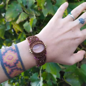 Pulsera HARI OM CREATIONS, Superventas, Hecha a Mano, Vintage, de Piedras Preciosas Ovaladas, Macramé, Estilo Boho, Multi-Placa, Unisex, Certificada por IGI - Product Image 1