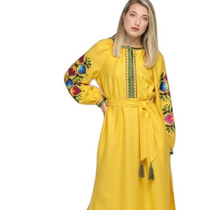 ชุดเดรสยูเครนดีไซน์หรูหราสำหรับผู้หญิงชุดเดรสสุภาพเรียบร้อยแขนยาวคลุมเข่าแบบผ่าข้างผ้าฝ้ายทอไซส์ใหญ่พิเศษออกแบบได้ตามต้องการ - Product Image 1