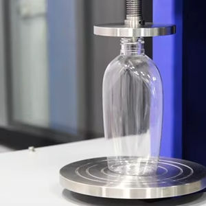 Botellas de Plástico de Material PET - Product Image 1