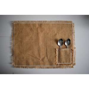 Mantel de Yute de Alta Demanda con Flecos y Bolsillo para Cubiertos, Disponible a Bajo Precio - Product Image 4