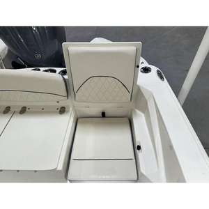 Barco Stingray 236CC 2023 Nuevo con Casco de Fibra de Vidrio (FRP) Resistente de 12m - Product Image 2