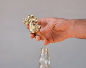 H.M.A Handicrafts Collectible Modern Metal <b>Wine</b> <b>Stopper</b> Cork Base Handmade Decorative Bottle Closer for Bar Use Stainless Steel - Product Image 5