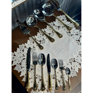 Juego de cubiertos Timeless Elegance, cubiertos de diseño único con mango de madera, cuchara pulida brillante, tenedor para fiestas - Product Image 4