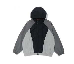 Vente en gros 2025 OEM Survêtements de sport brodés avec logo personnalisé vierge Ensemble coupe-vent en nylon pour hommes - Product Image 3