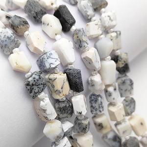 ลูกปัดโอปอลเดนไดรต์ทรงนักเก็ตขนาด 10-12 มม. ลูกปัดทรงนักเก็ตเจียระไนเป็นรูปทรง  ร้อยเป็นเส้นสำหรับทำเครื่องประดับ  โอปอลเดนไดรต์จำนวนมาก  18-20 เม็ดต่อเส้นยาว 8 นิ้ว - Product Image 1