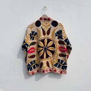 Chaqueta Floral de Satén de Algodón Tejido y Bordado a Mano, Cuello Mandarín, Manga Larga, Ropa de Abrigo de Primavera, Estilo Prairie Chic - Product Image 5