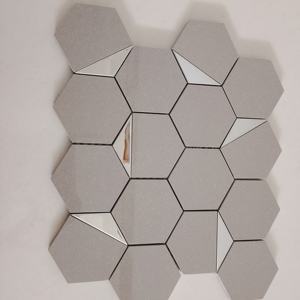 Tuiles d'élévation 73mm hexagone argent PVD carreau de mosaïque en céramique vitrifié au corps complet pour applications commerciales Applications intérieures - Product Image 3
