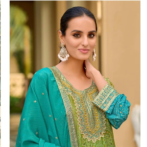 Élégant ensemble indien prêt-à-porter pour fête, shalwar kameez en chinon pur brodé avec palazzo et dupatta - Design ethnique moderne - Product Image 1