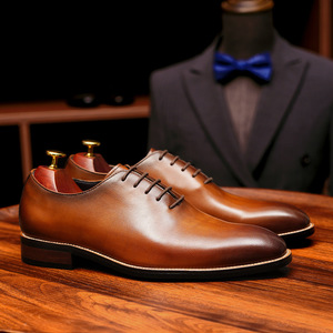 รองเท้าหนังแท้สำหรับธุรกิจ พื้นกันลื่น ซับในระบายอากาศ รองเท้าทางการสำหรับผู้ชาย รองเท้าทำงาน - Product Image 1