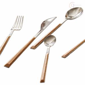 Ensemble de couverts en acier inoxydable de qualité supérieure pour la décoration de table |   Ensemble élégant de cuillère, fourchette et couteau pour la maison, les cafés et les fêtes | - Product Image 4