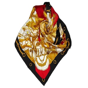 Foulard carré Bandana personnalisé 100% soie impression numérique luxe avec Logo Designer Foulard femmes accessoires faits à la main - Product Image 4