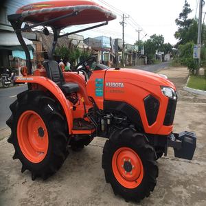 Kubota L4018 4WD Tracteur agricole 40HP Moteur Pompe à moteur Boîte de vitesse-Tracteur à roues pour usage agricole Accessoires multiples-Prix bas - Product Image 6