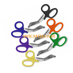 Ciseaux de traumatologie en acier inoxydable Ciseaux de premiers soins de 7.5 pouces noirs pour les instruments médicaux d'urgence des ambulanciers - Product Image 6