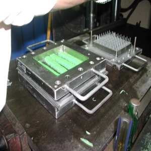 Bouchons d'oreille en silicone réutilisables confortables moule d'injection fourniture de bouchons en silicone moulés personnalisés - Product Image 3