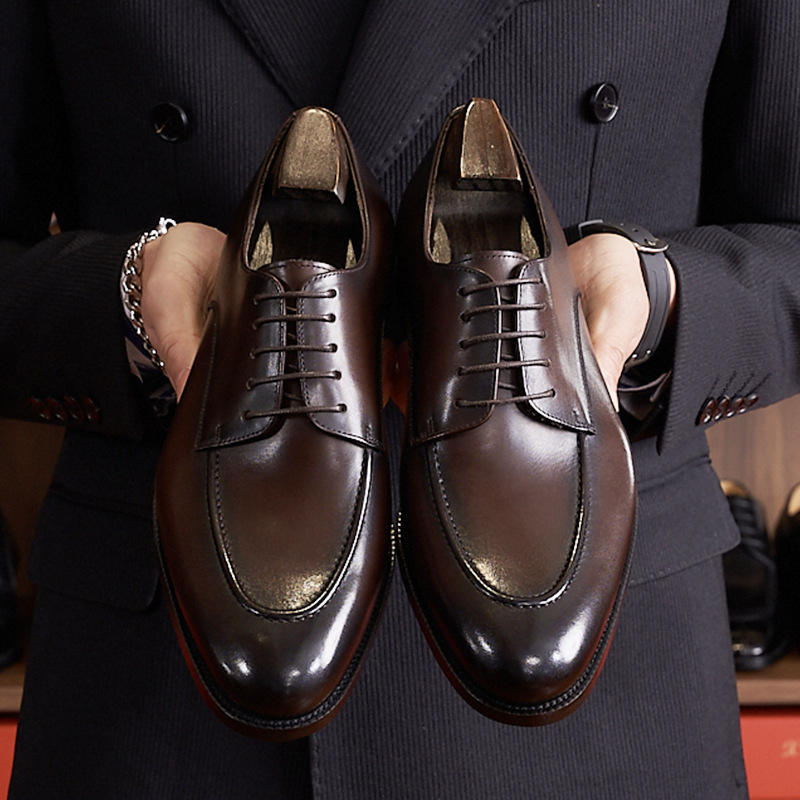 สีน้ำตาล