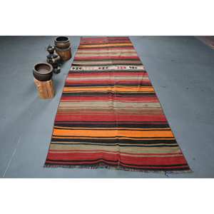 Alfombra Tradicional de Lana de Pelo Medio Ecológica con Diseño de Parches Rojos y Negros, 4.2 x 12.6 pies, Alfombra Rectangular Grande Turca para Pasillo o Habitación Juvenil - Product Image 1