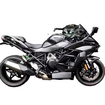 Kawasakis 1000cc Ninja Bikes High Performance Style