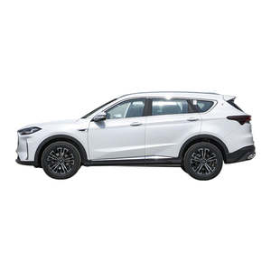 SUV intermédiaire essence X70 PLUS 2025 à prix avantageux, en parfait état, prêt à être expédié - Product Image 6