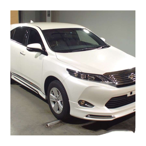 Asientos de Cuero para SUV Harrier AWD, Interior Oscuro, Volante a la Izquierda, Modelo 2022 en Venta - Product Image 2