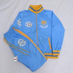 Trajes de chándal de nuevo diseño Sublimación propia personalizada Hombres Deportes casuales Correr Ropa de jogging - Product Image 4