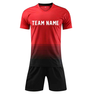 Maillot de football personnalisé à séchage rapide en polyester avec sublimation 100% uniformes de football en polyester respirant à des prix abordables - Product Image 2