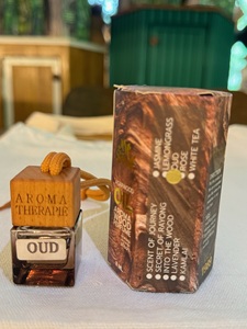 OEM kính xe làm mát không khí khuếch tán 8ml thân thiện với môi hương liệu Oud tinh dầu treo nước hoa giáng sinh đám cưới Thái Lan - Product Image 2