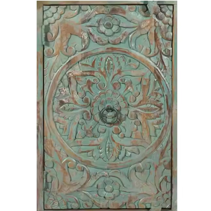 Buffet rustique multifonctionnel vintage à trois portes, conçu pour les espaces d'inspiration pastorale et une maison bien organisée - Product Image 4