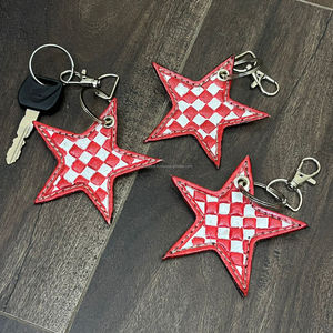 Llavero de Diseño de Estrella de Moda 2025, Cuero Vacuno a Cuadros, Lindo Amuleto de Estrella, Accesorios para Llaves, Anillo y Soporte para Llaves, Regalo Unisex - Product Image 4