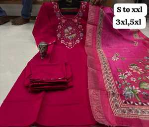 Heavy Beautiful Bollywood Design Most Trending Seda de muselina de moda con trabajo hecho a mano y trabajo de hilo Kurti Pant y Duaptta - Product Image 5