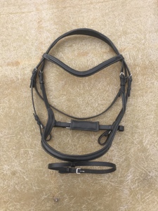 บังเหียนม้าหนังคุณภาพสูงแบบ SidePull พร้อมปรับขนาดและโลโก้ได้ สายคาดหน้าผากคุณภาพสูงและคริสตัลดีไซน์เนอร์ - Product Image 3