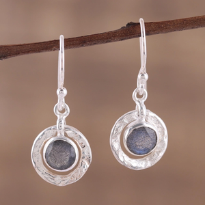 Pendientes colgantes de plata de ley 925 hechos a mano, piedras preciosas de labradorita redondas, regalo de inspiración religiosa cristiana, venta al por mayor para niñas - Product Image 4