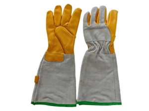 Gants d'apiculture en cuir de chèvre de haute qualité avec logo personnalisé avec longue manchette en maille et poignée de main protectrice anti-piqûre OEM - Product Image 3