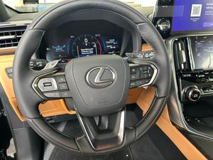 LEX US LX 2025 H HYBRIDE (ESSENCE/ÉLECTRIQUE) 700 KM 6X4 7 PLACES 10 VITESSES D'OCCASION 100 - Product Image 2