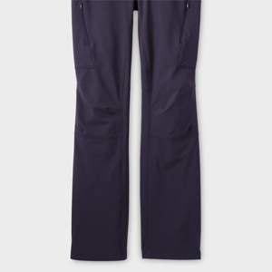 Pantalon de travail OEM personnalisé pour femmes Bootcut en gros-extensible et durable pour un confort tout au long de la journée - Product Image 6