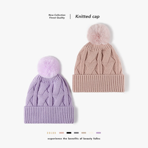 หมวกบีนนี่กันหูผ้าแจ็คการ์ดหมวกถักสำหรับใส่กลางแจ้งสำหรับฤดูหนาวพร้อมซับในผ้ากำมะหยี่และหมวกถักไหมพรมปอมปอมปอม - Product Image 2