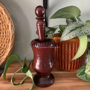Trituradora de especias duradera de mortero y mortero Premium Okhli de madera Tradebyd para cocina tradicional - Product Image 1