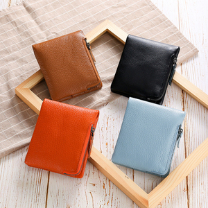 Portefeuilles pour hommes en cuir véritable personnalisés de haute qualité avec une grande promotion Portefeuille fin en cuir pour hommes - Product Image 6