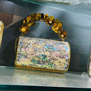 Luxury Niche New Shoulder <b>Bag</b> Fashion <b>Women's</b> <b>Messenger</b> <b>Bags</b> Autumn/winter New Single Shoulder <b>Bag</b> From Falak World Export - Product Image 2