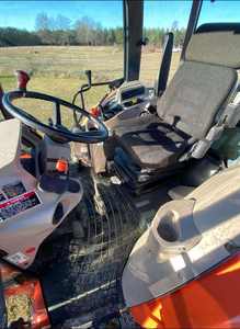 Venta al por Mayor de Tractor Agrícola Kubota M9960 con Ruedas, Motor de Alta Calidad, Engranaje de Cargador Central, Equipo Agrícola Disponible Ahora - Product Image 6