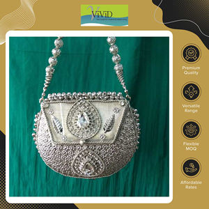 Bolsos de Noche con Cuentas Metálicas de Diseño Moderno, Origen India, Ligeros y de Lujo para Mujer, Capacidad de 1-1.9L, con Correa para el Hombro - Product Image 2