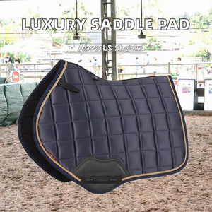 Ensemble d'équitation Euro Cavall Industries pour le dressage : tapis de selle en coton vert chasseur de qualité supérieure, bandages de polo, bonnet d'oreille en polyester - Product Image 2