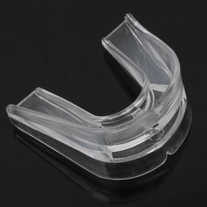 ที่ครอบฟันแบบขึ้นรูปเอง ป้องกันปาก ออกแบบเองได้ สำหรับฟุตบอล 7 คน และรักบี้ พร้อมการปกป้องริมฝีปาก - Product Image 6