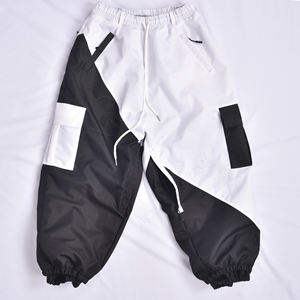 Pantalones de nieve de esquí impermeables Unisex de alta calidad Bolsillos de snowboard de gran tamaño holgados con características a prueba de viento y transpirables - Product Image 1