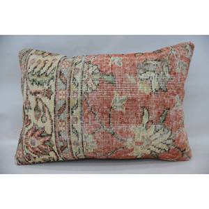 Beige lana Kantha Patchwork Toile almohada 16x24 pulgadas Floral bordado Vintage acento almohada para decoración de sofá - Product Image 1