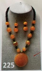 Européen Américain Haut de Gamme Maillard Rétro Résine Collier pour Femmes Élégant Niche Accessoire Ovale Perle Clavicule Chaîne Cadeaux - Product Image 3