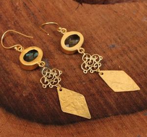 Boucles d'oreilles en pierres précieuses naturelles, laiton plaqué or, polies, modernes, écologiques, artisanat, cadeau de mariage, accessoire de fête - Product Image 3