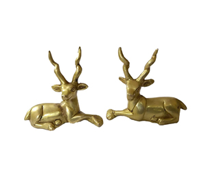 Elegante escultura de ciervo de latón dorado Feng Shui estilo de diseño artesanía de Metal para decoración del hogar lujosa e inspirada en la naturaleza - Product Image 1