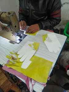 Guantes de Carreras Nomex Personalizados para Todo Clima, Resistentes al Fuego, Transpirables y Resistentes al Calor, para Automovilismo, Karting, Pista, Esquí, Ciclismo y Pesca - Product Image 3