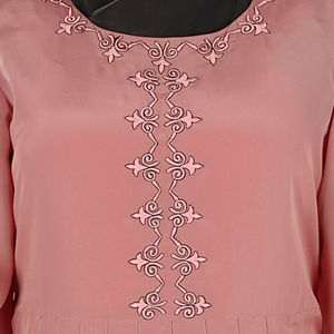 Abaya para Mujer con Diseño Personalizado al Mejor Precio / Abaya para Mujer de Talla Grande al por Mayor Hecha en Pakistán, Personalizada OEM - Product Image 6